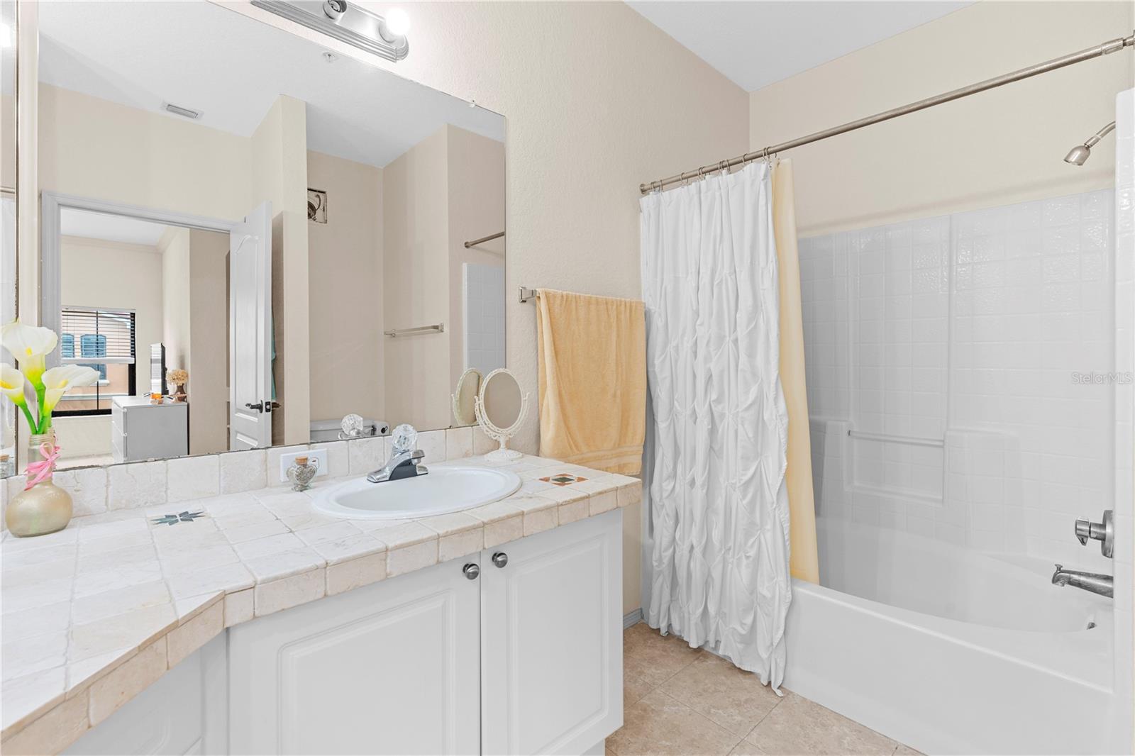 GRAND BELLAGIO AT BAYWATCH CONDO THE - Residential