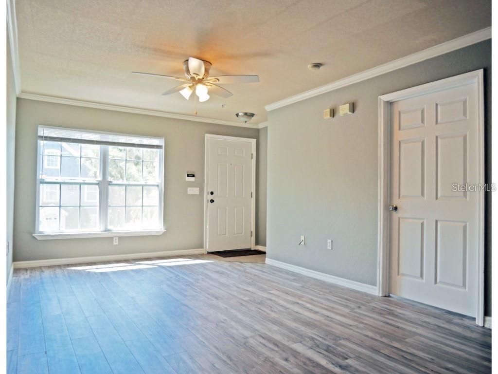 ADMIRALS WALK - Residential Lease