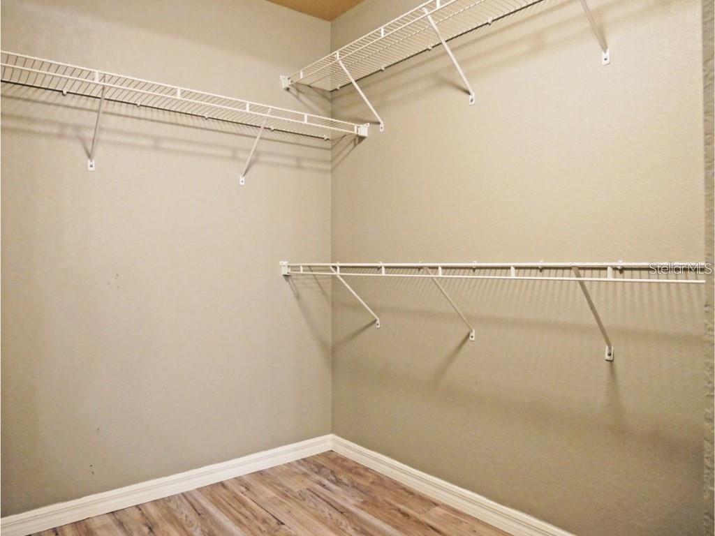 ADMIRALS WALK - Residential Lease