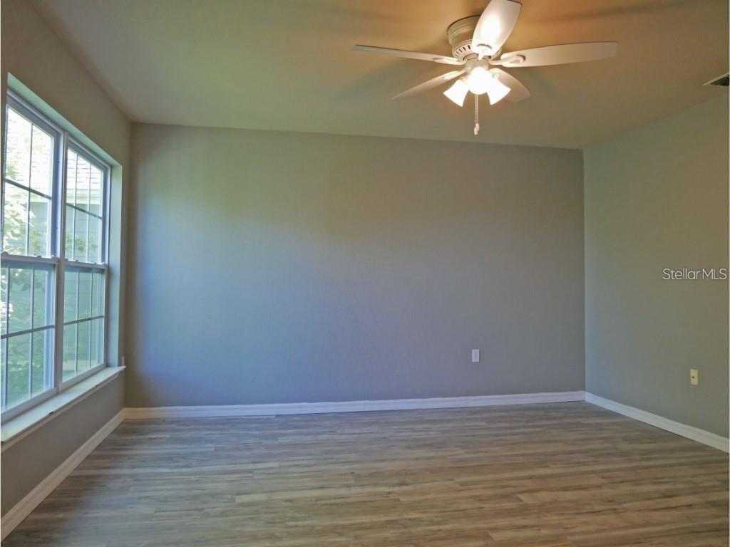 ADMIRALS WALK - Residential Lease