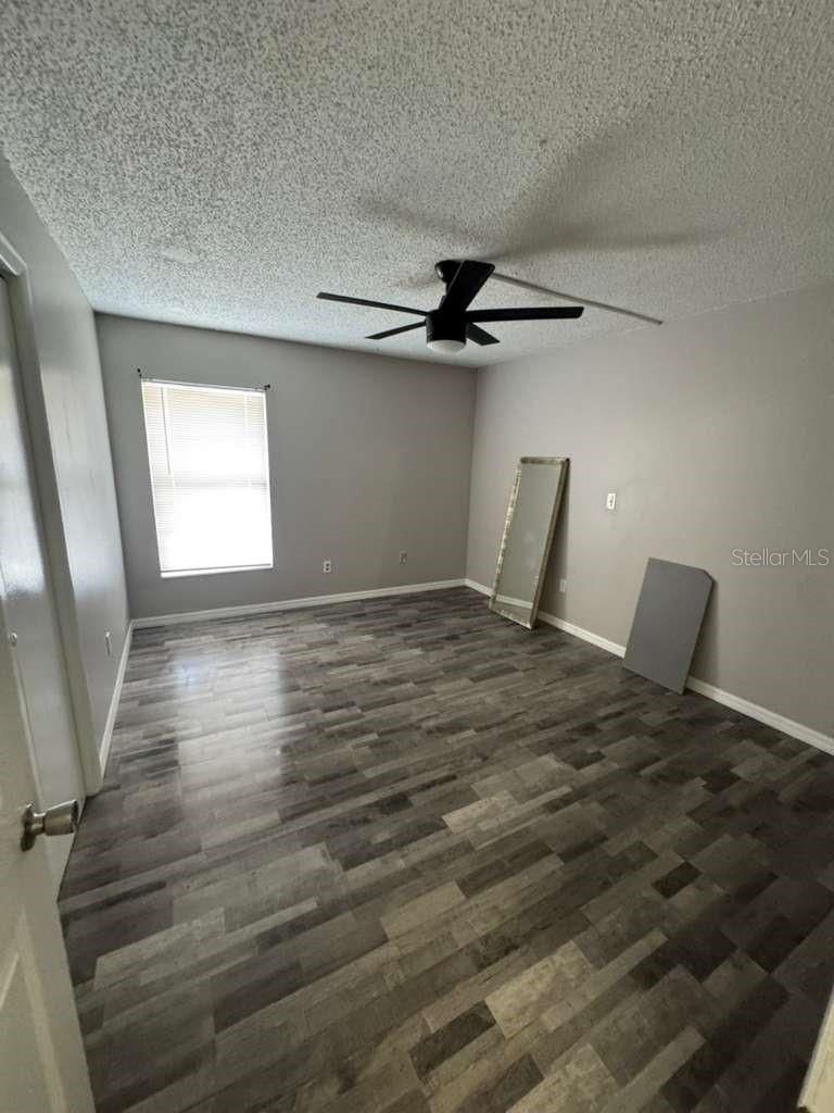 WEATHERLY YACHT CLUB CONDO AT LAKE - Residential