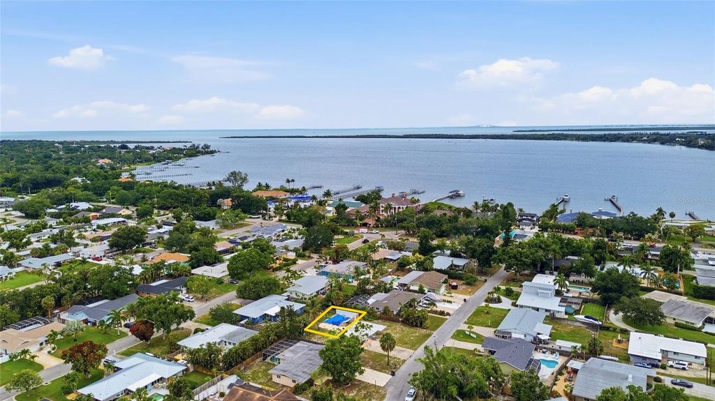 Photo of 1308 62nd Street NW, Bradenton, FL 34209 (MLS # A4695581)