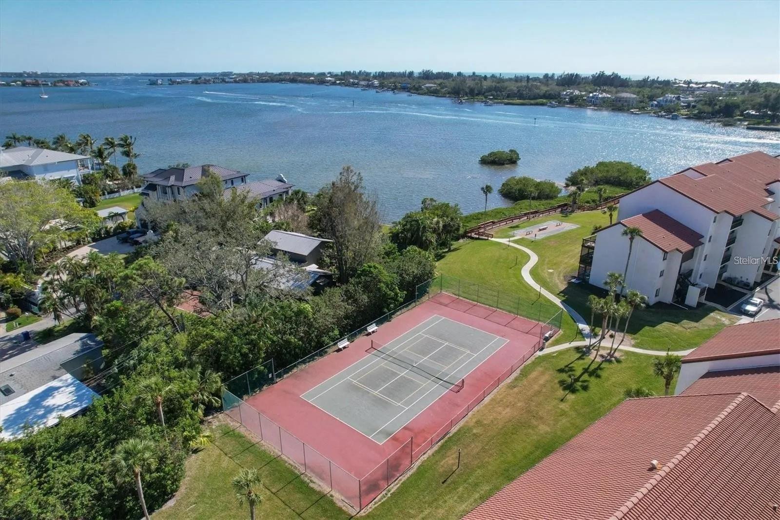 CASTEL DEL MARE - Residential Lease