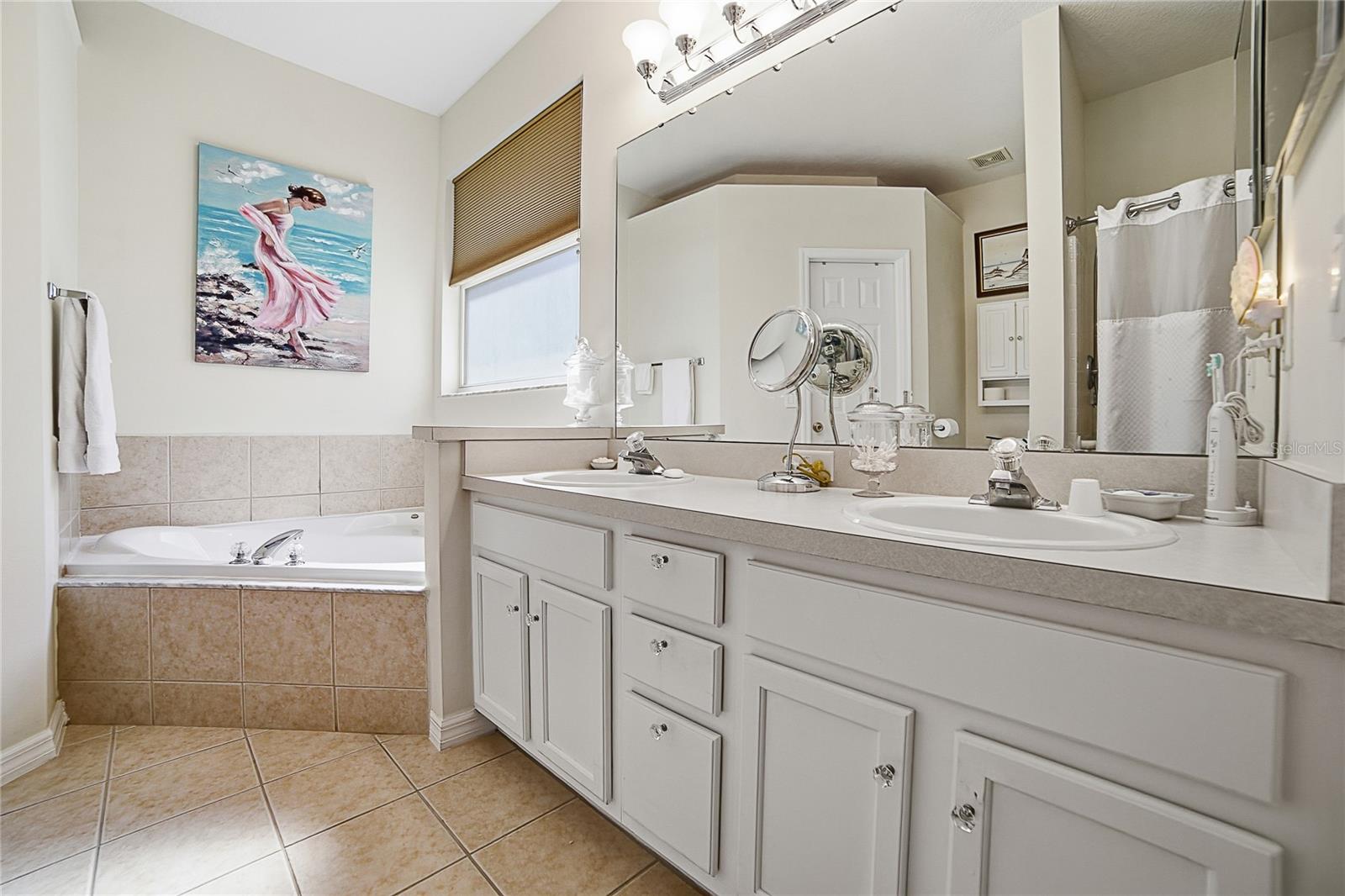 PLYMOUTH LANDING PH 01 - Residential