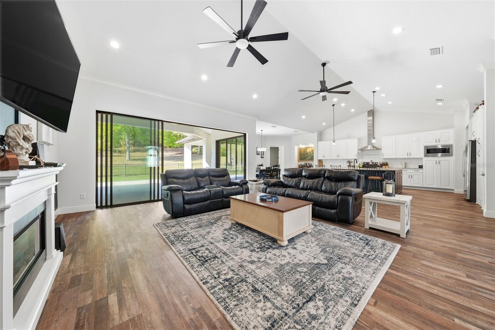 LAKEWOOD RANCHES SUB - Residential