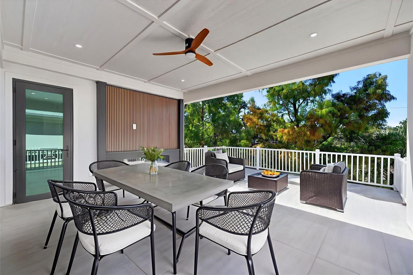 GRANADA PARK - Residential