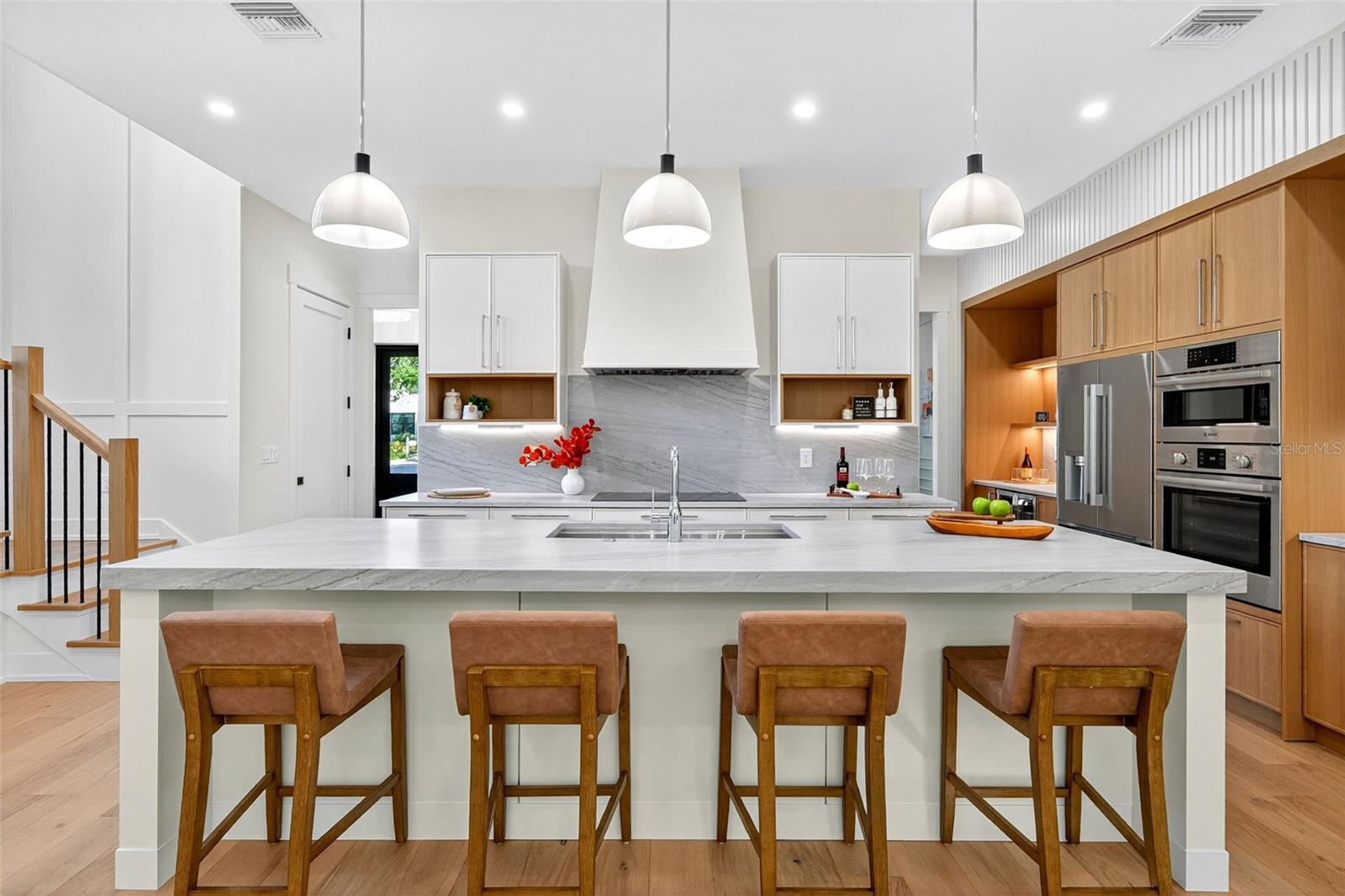 GRANADA PARK - Residential