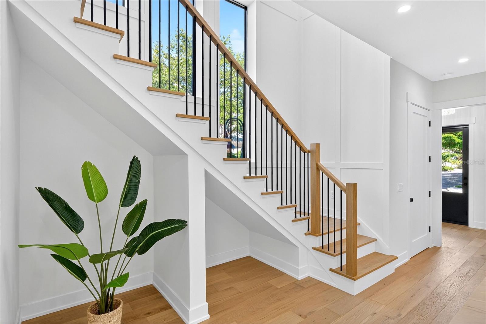 GRANADA PARK - Residential