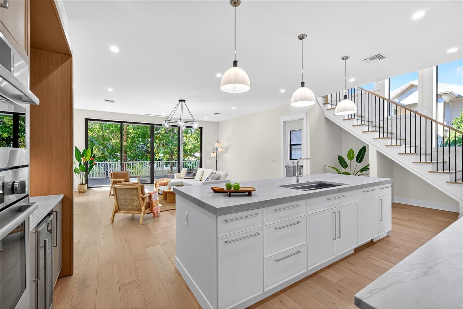 GRANADA PARK - Residential