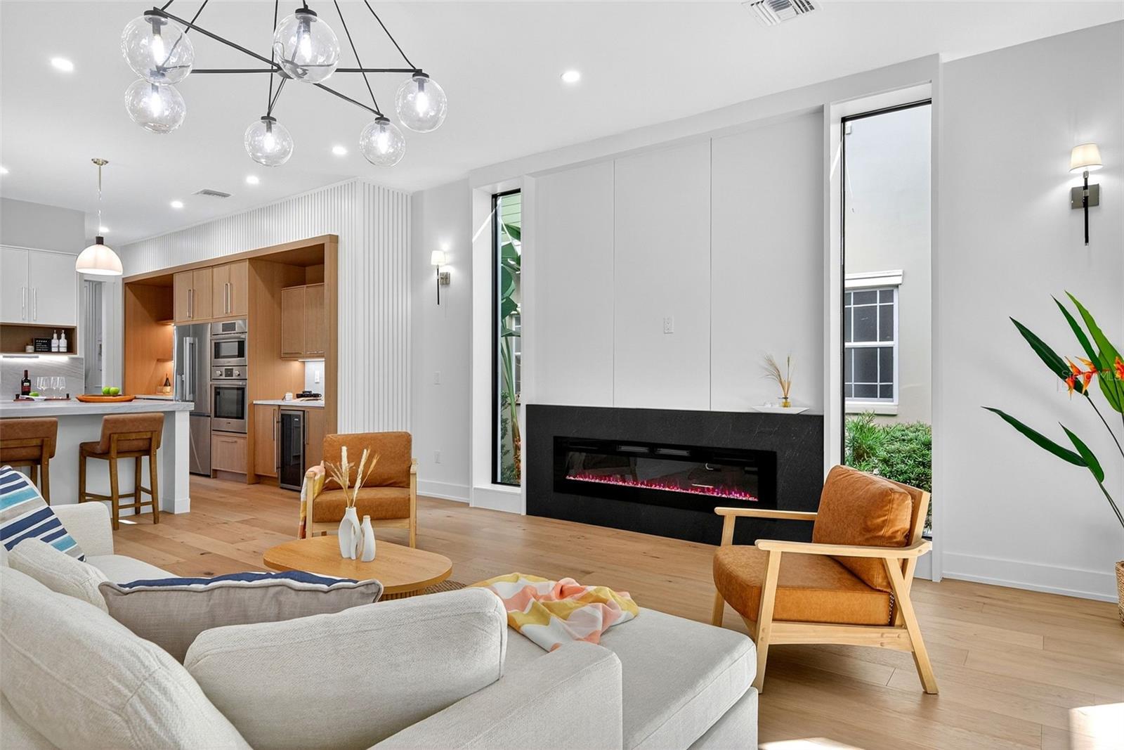 GRANADA PARK - Residential