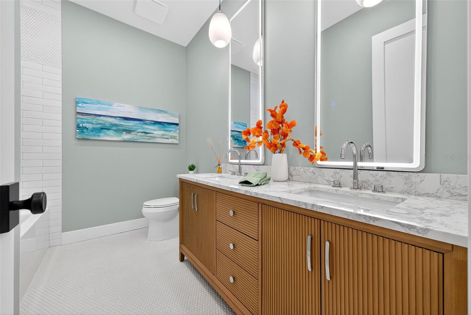 GRANADA PARK - Residential