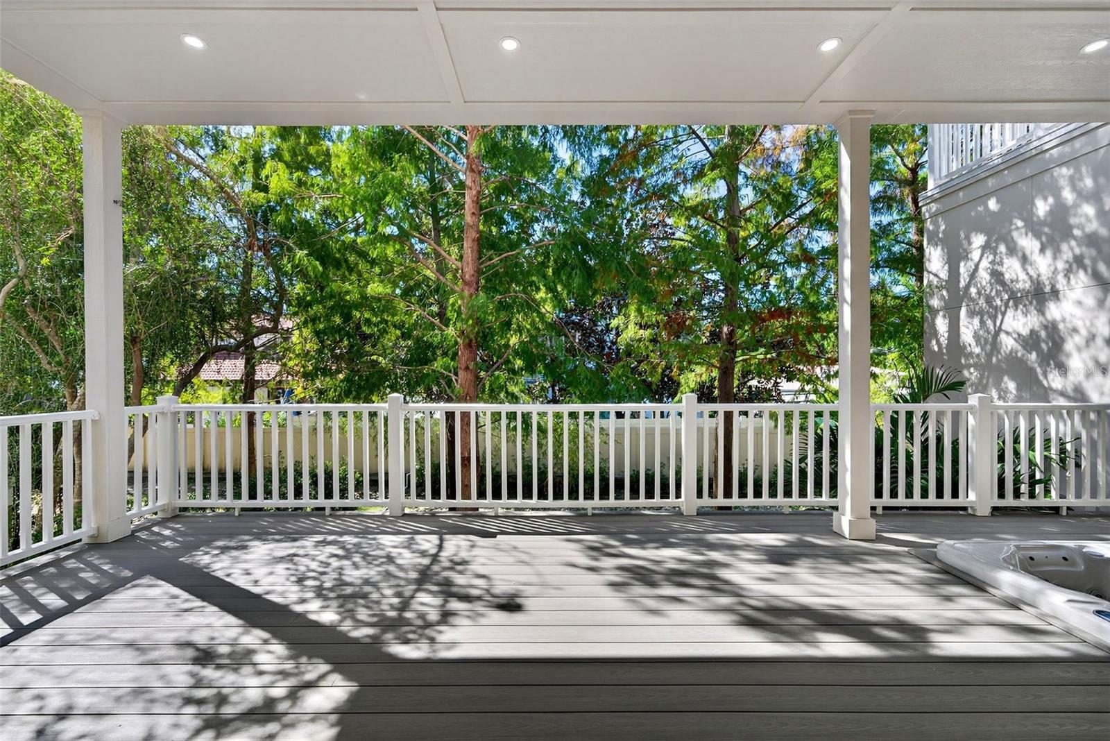 GRANADA PARK - Residential