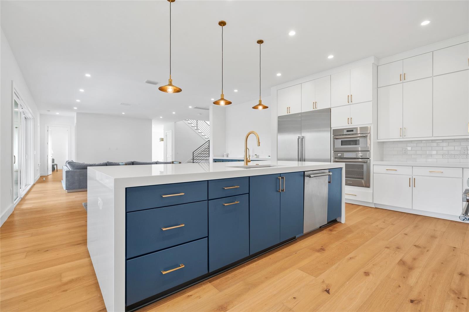 BEL MAR REV ISLAND UNIT - Residential