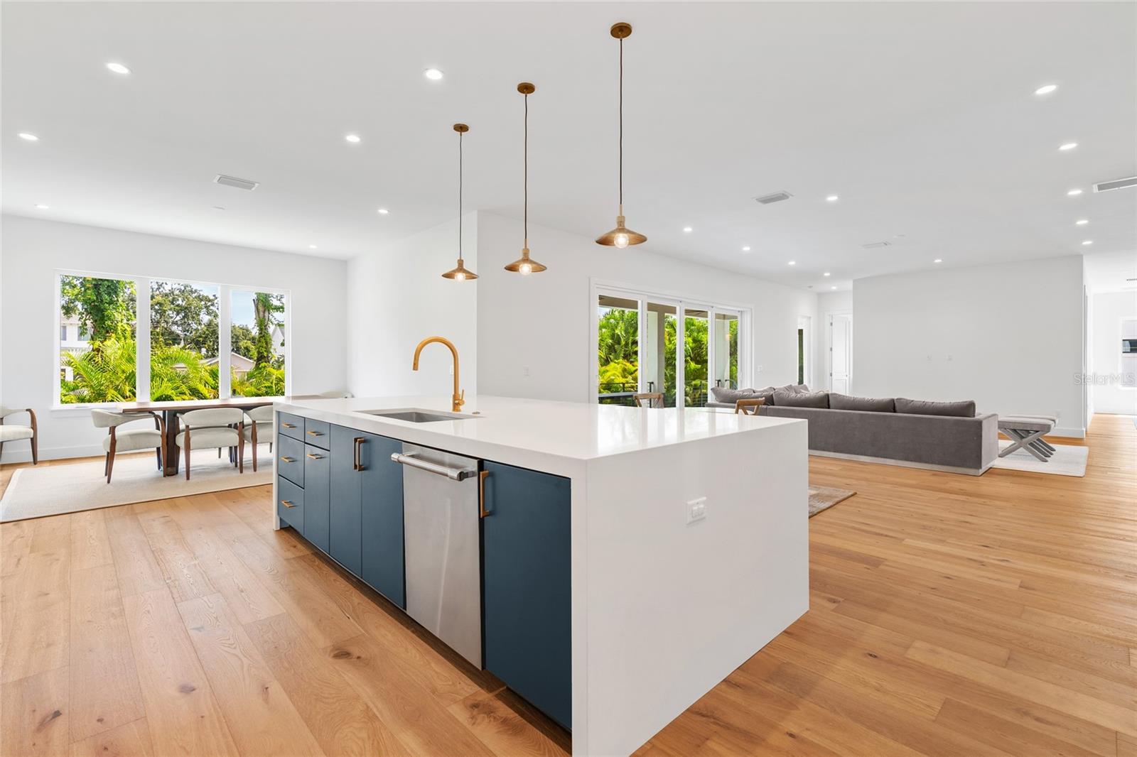 BEL MAR REV ISLAND UNIT - Residential