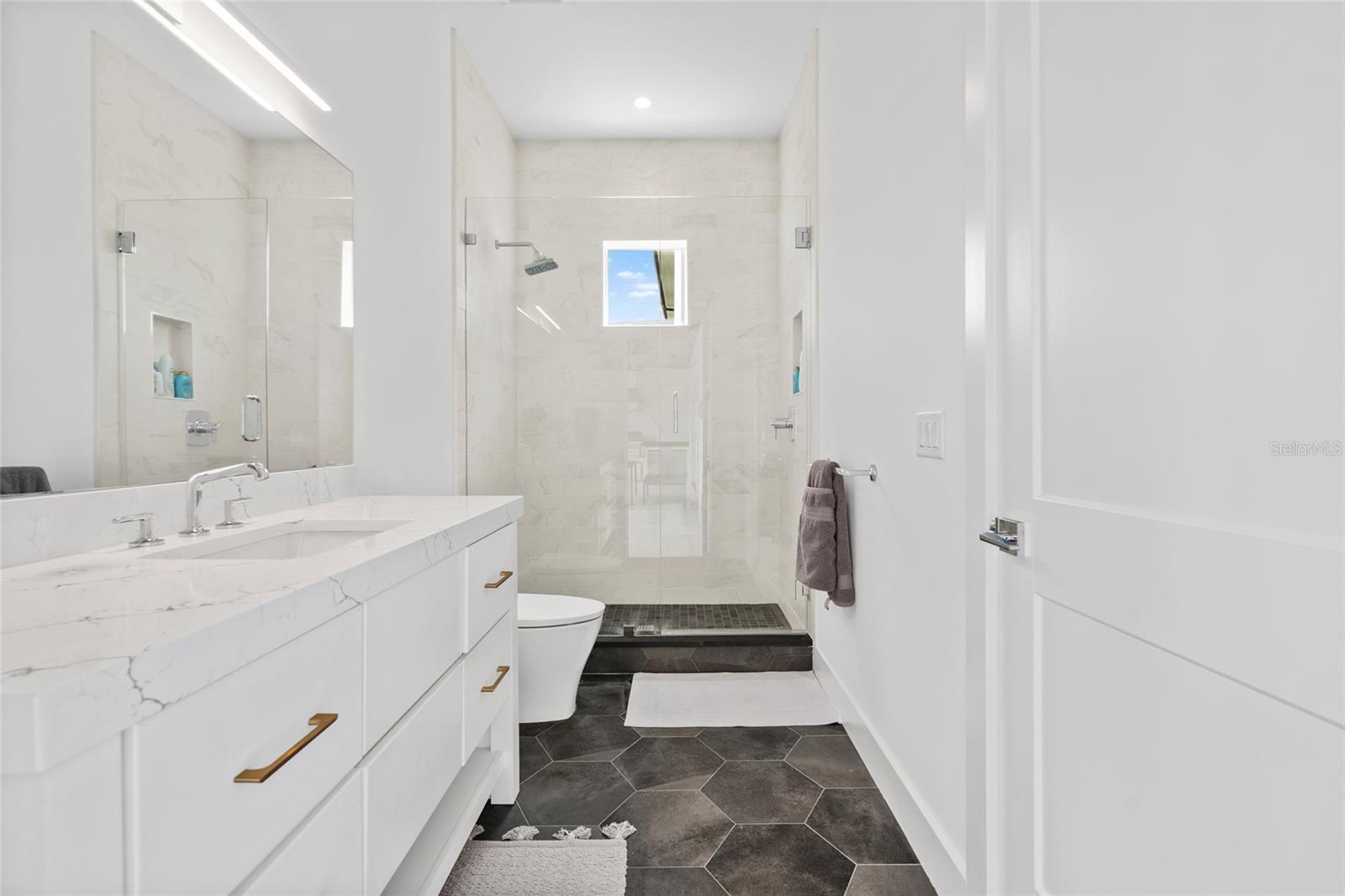 BEL MAR REV ISLAND UNIT - Residential