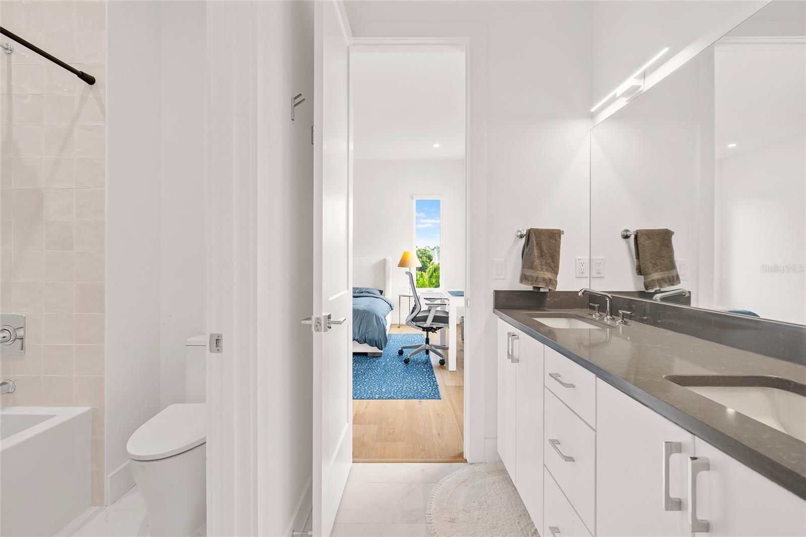 BEL MAR REV ISLAND UNIT - Residential