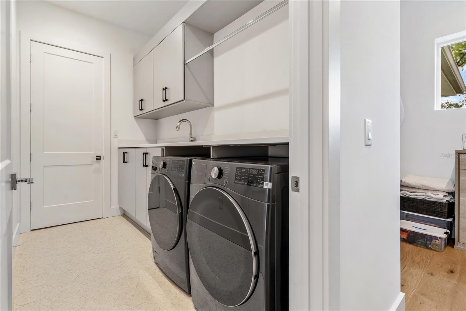 BEL MAR REV ISLAND UNIT - Residential