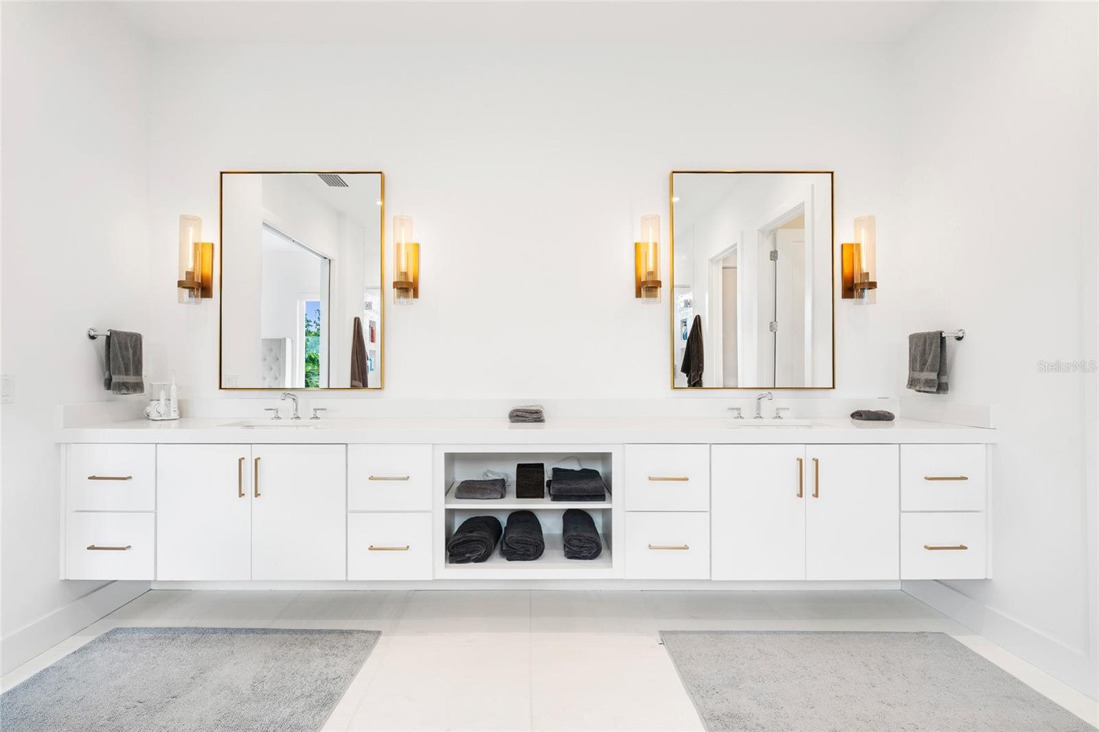 BEL MAR REV ISLAND UNIT - Residential