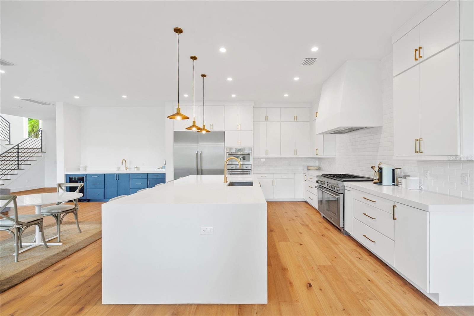 BEL MAR REV ISLAND UNIT - Residential