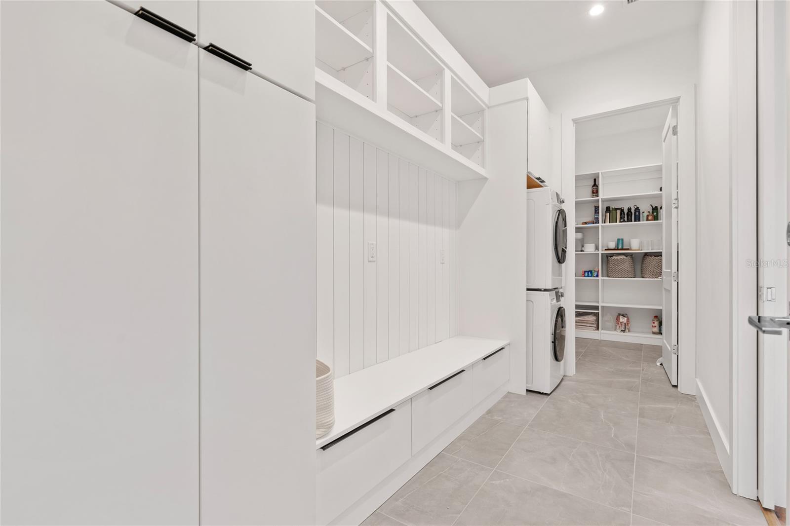 BEL MAR REV ISLAND UNIT - Residential