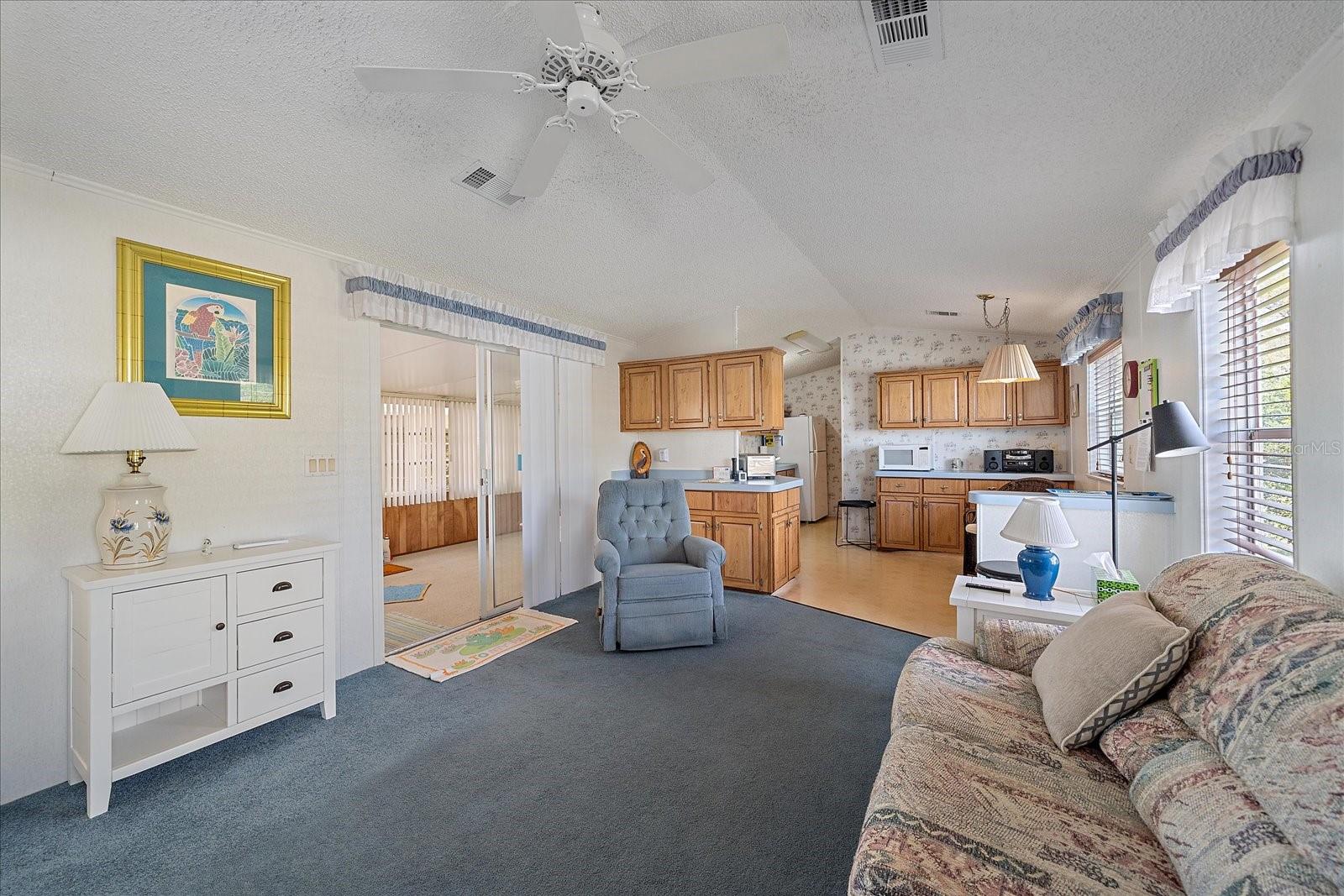 HOLIDAY PARK - Residential