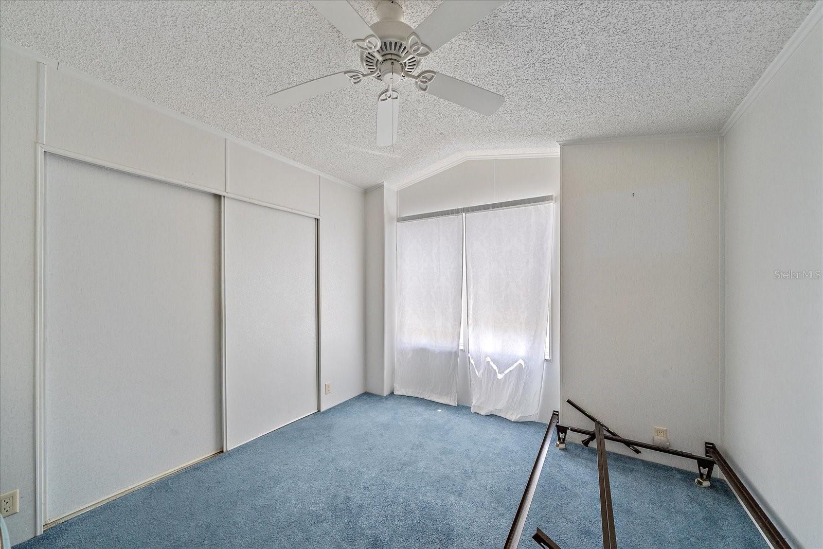 HOLIDAY PARK - Residential