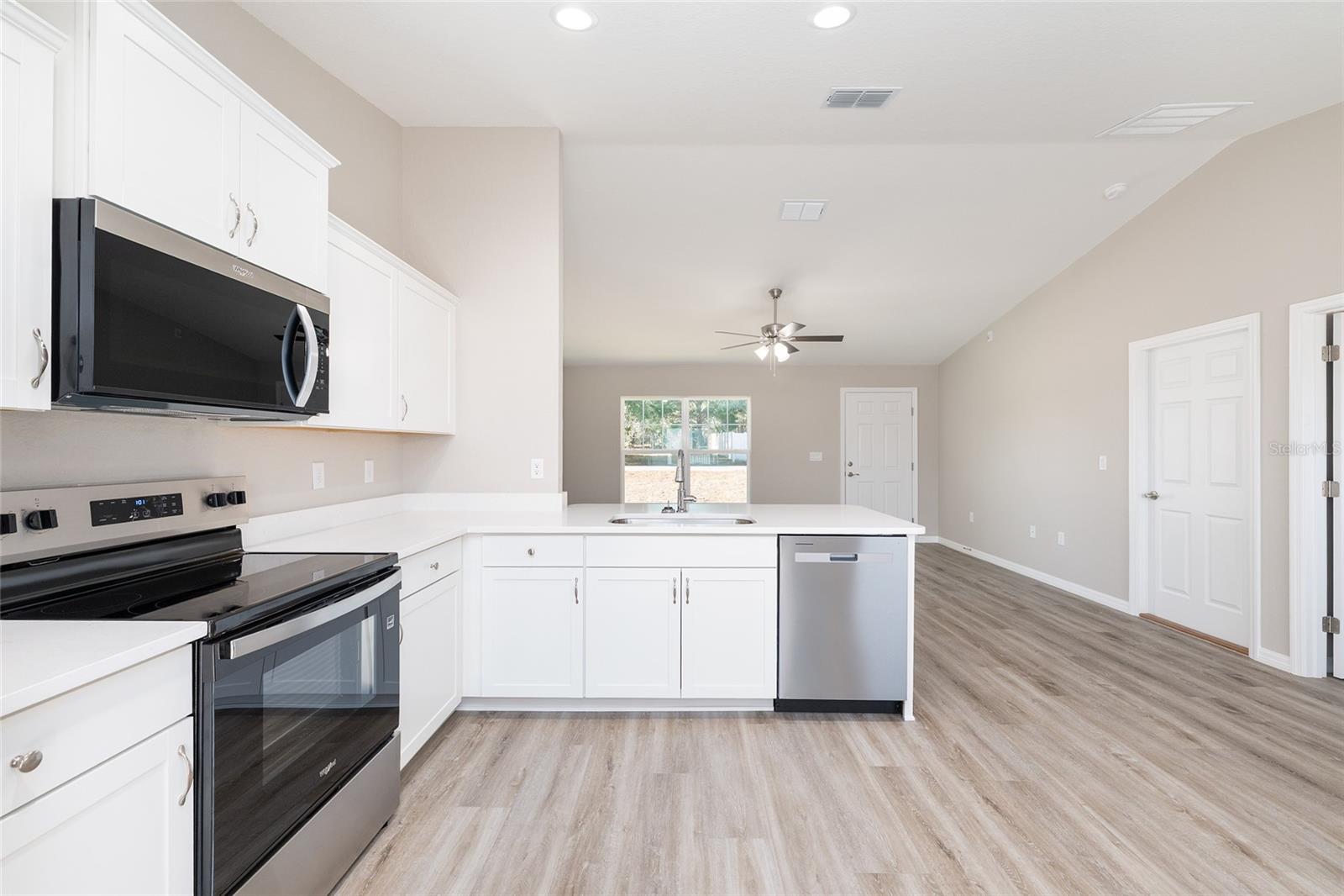 BELLEVIEW HEIGHTS ESTATES - Residential