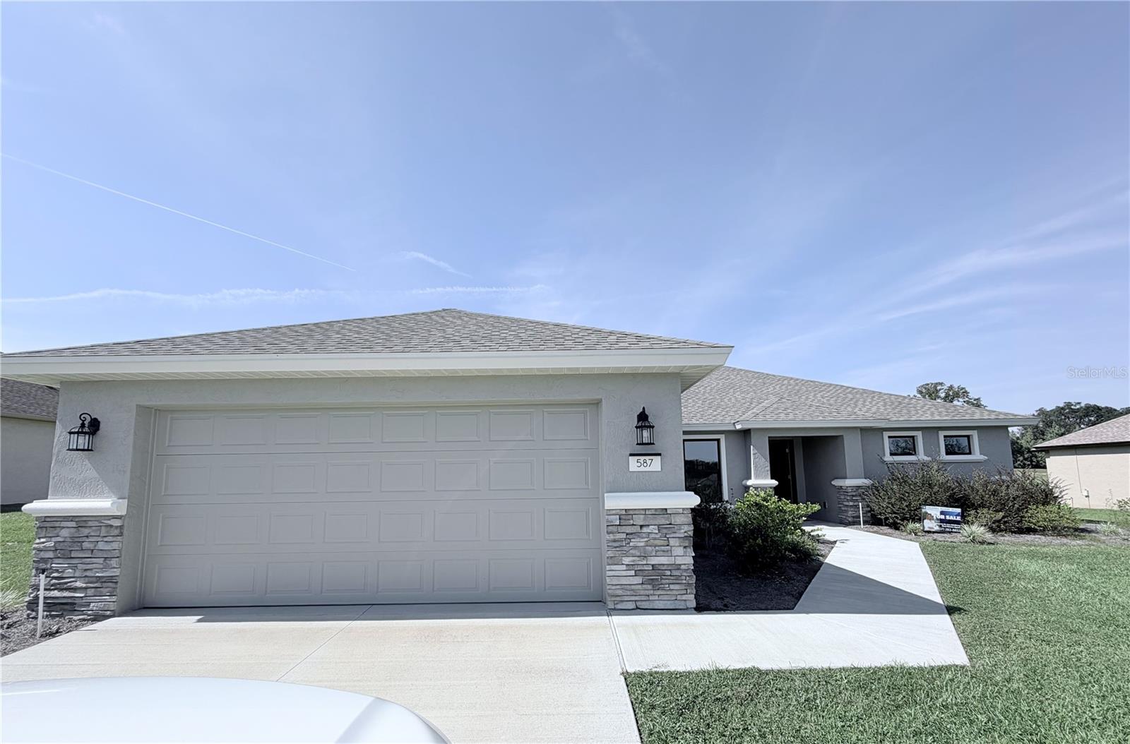 587 N RIVA RIDGE PATH