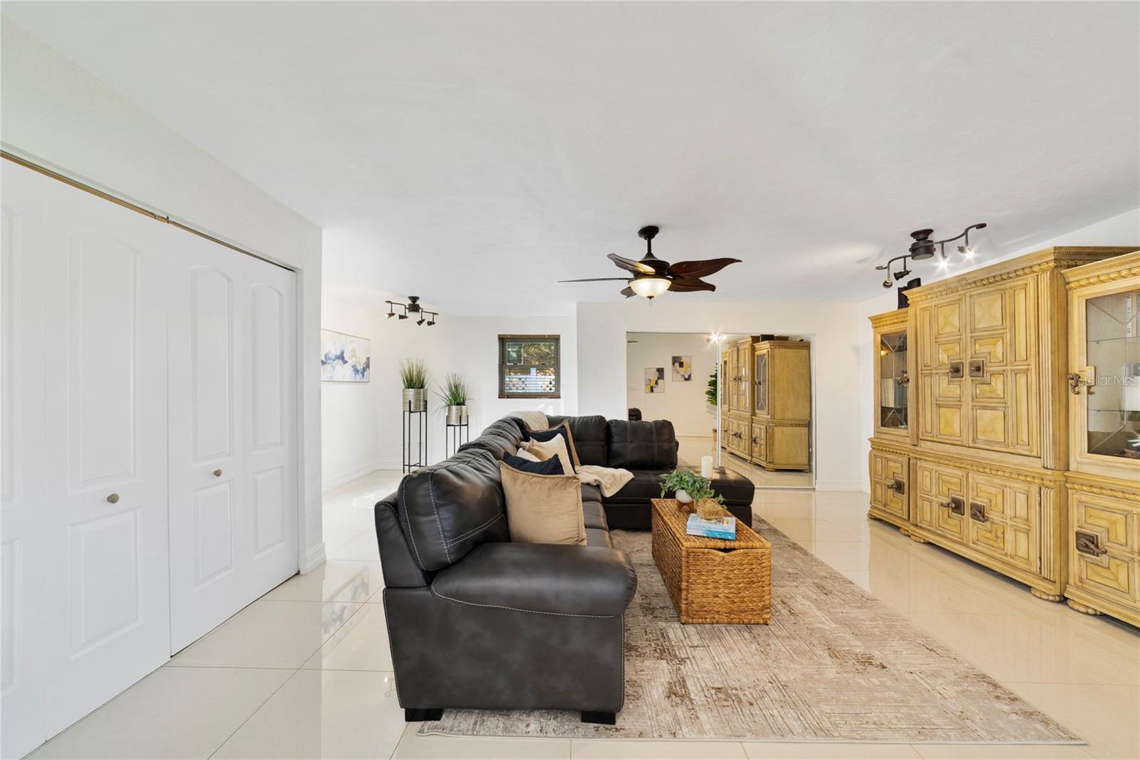 LOUDEL - Residential