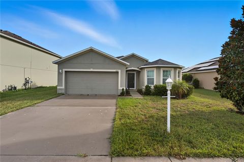 Photo of 6126 Forest Ridge Way, Winter Haven, FL 33881 (MLS # TB8435087) Photo of 6126 Forest Ridge Way, Winter Haven, FL 33881 (MLS # TB8435087)