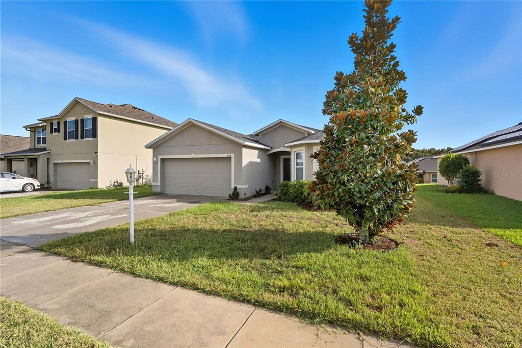 Photo of 6126 Forest Ridge Way, Winter Haven, FL 33881 (MLS # TB8435087)