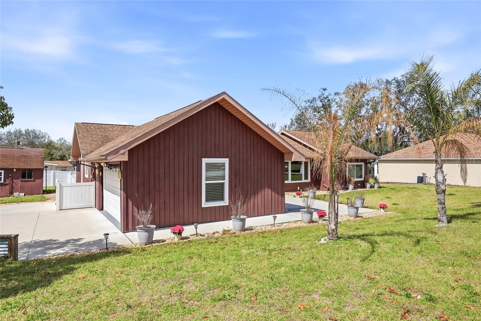 SPRING HILL - Residential