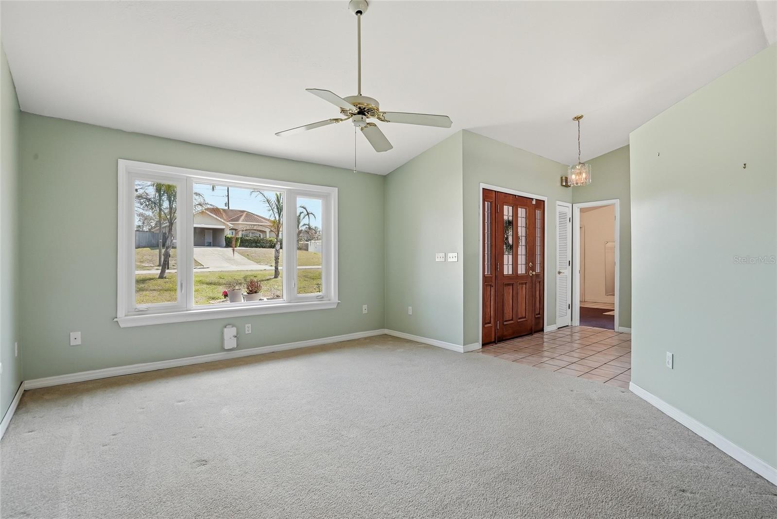 SPRING HILL - Residential