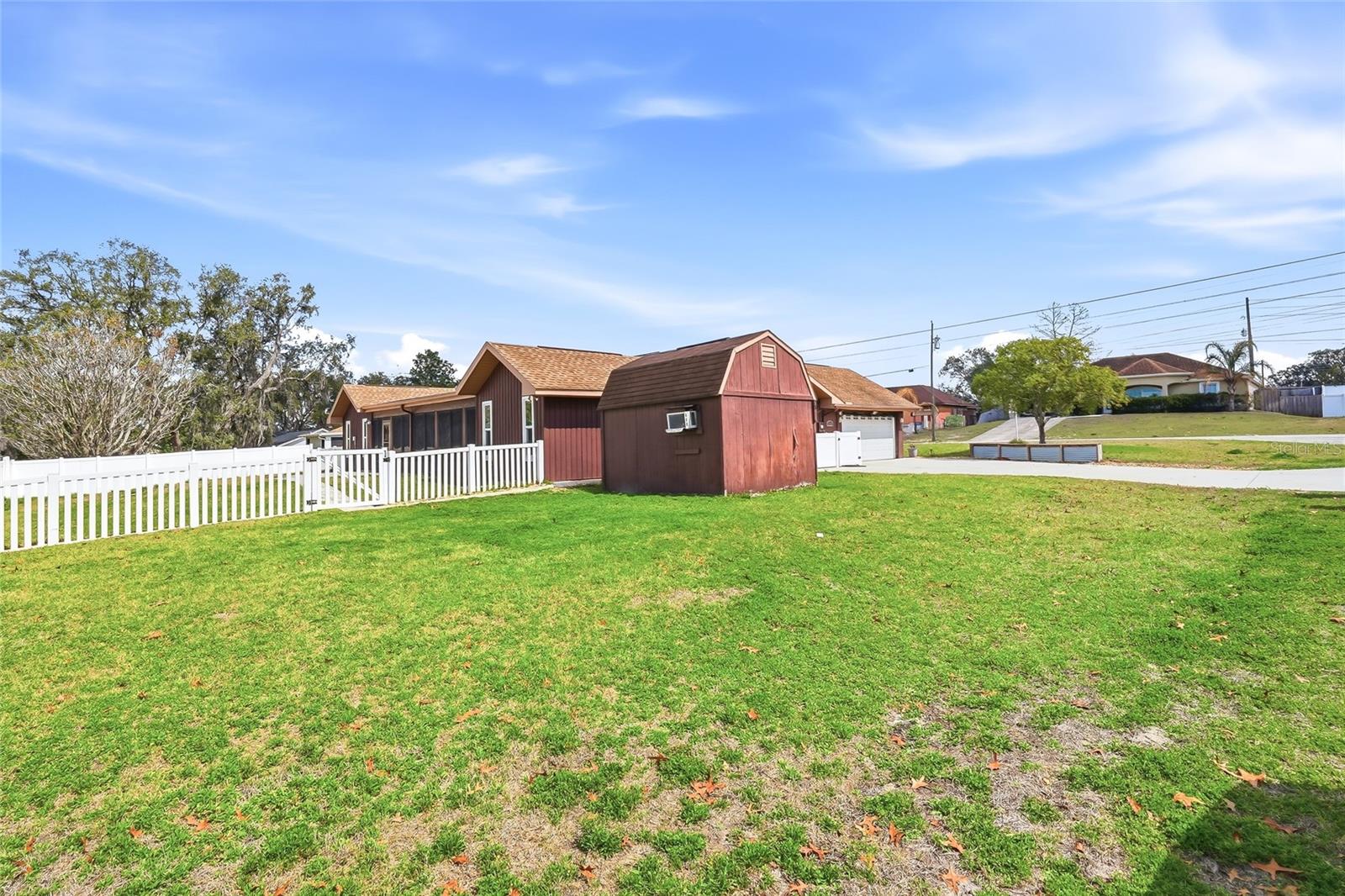 SPRING HILL - Residential