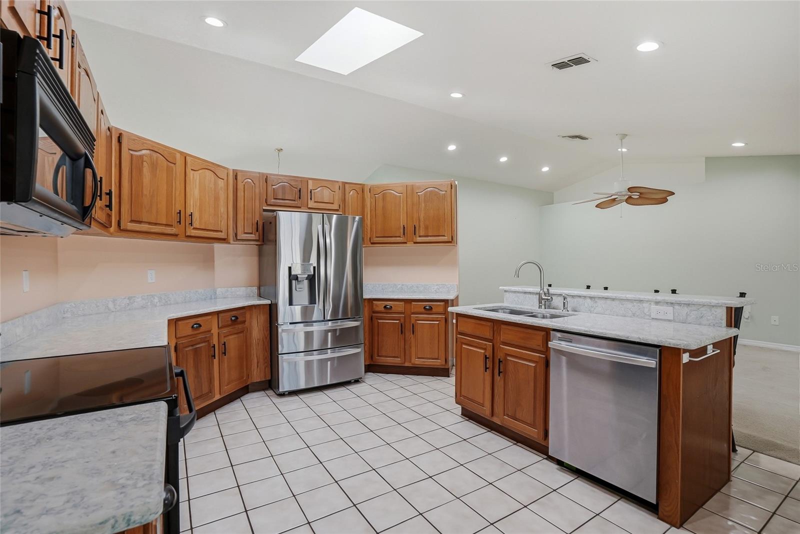 SPRING HILL - Residential