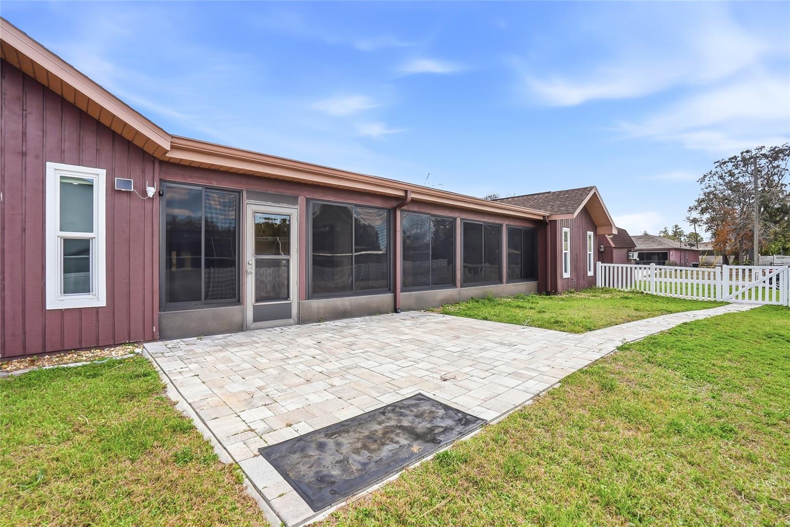 SPRING HILL - Residential