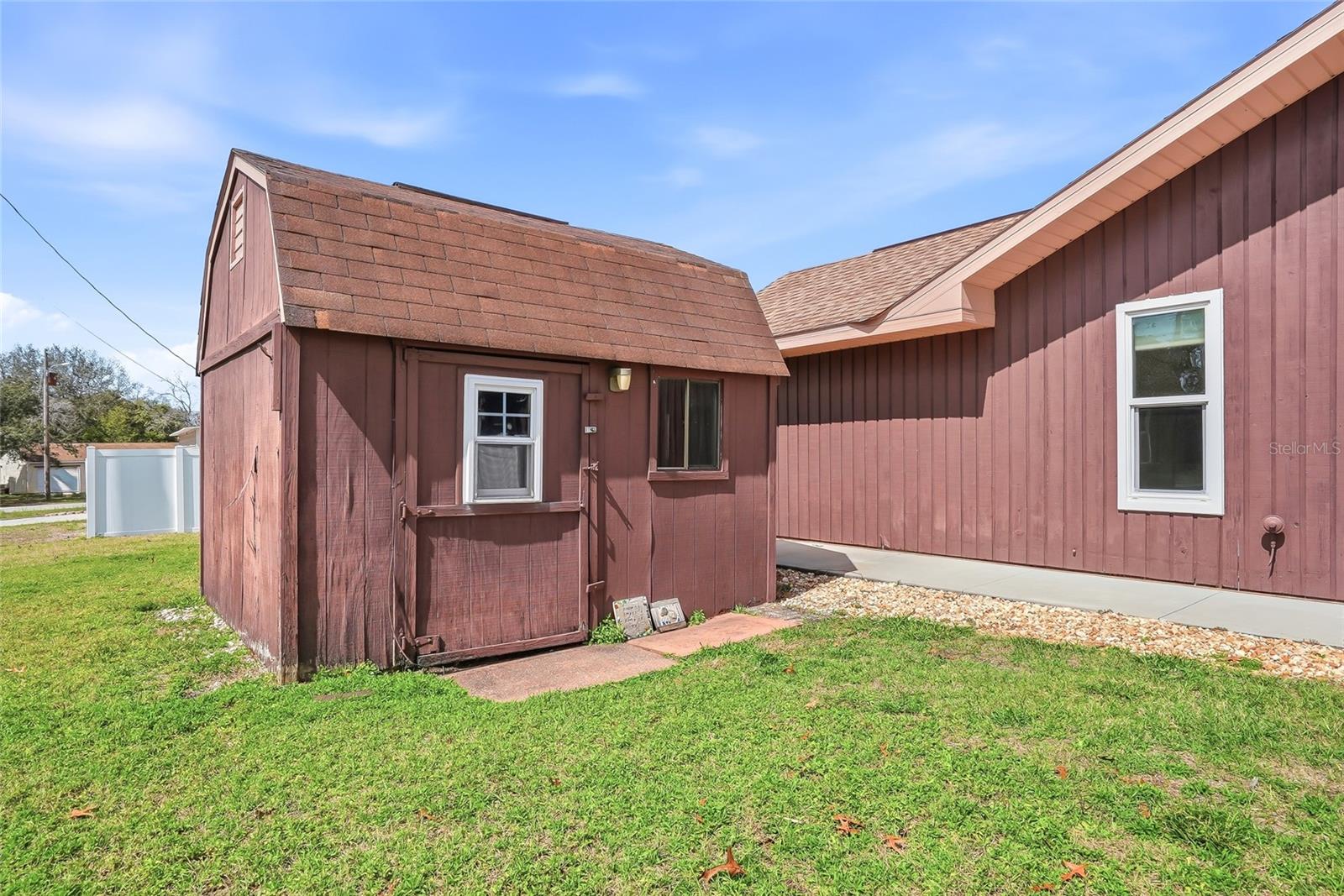 SPRING HILL - Residential