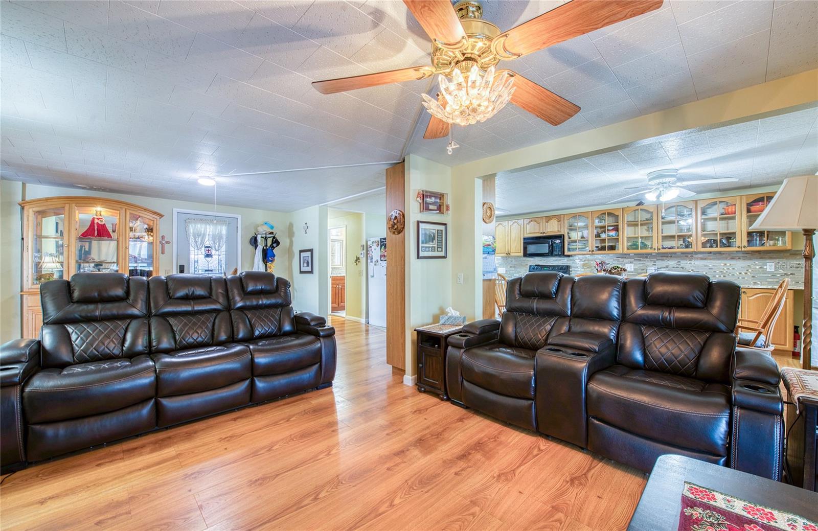 BAY ARISTOCRAT VILLAGE MOBILE HOME PARK UNREC - Residential