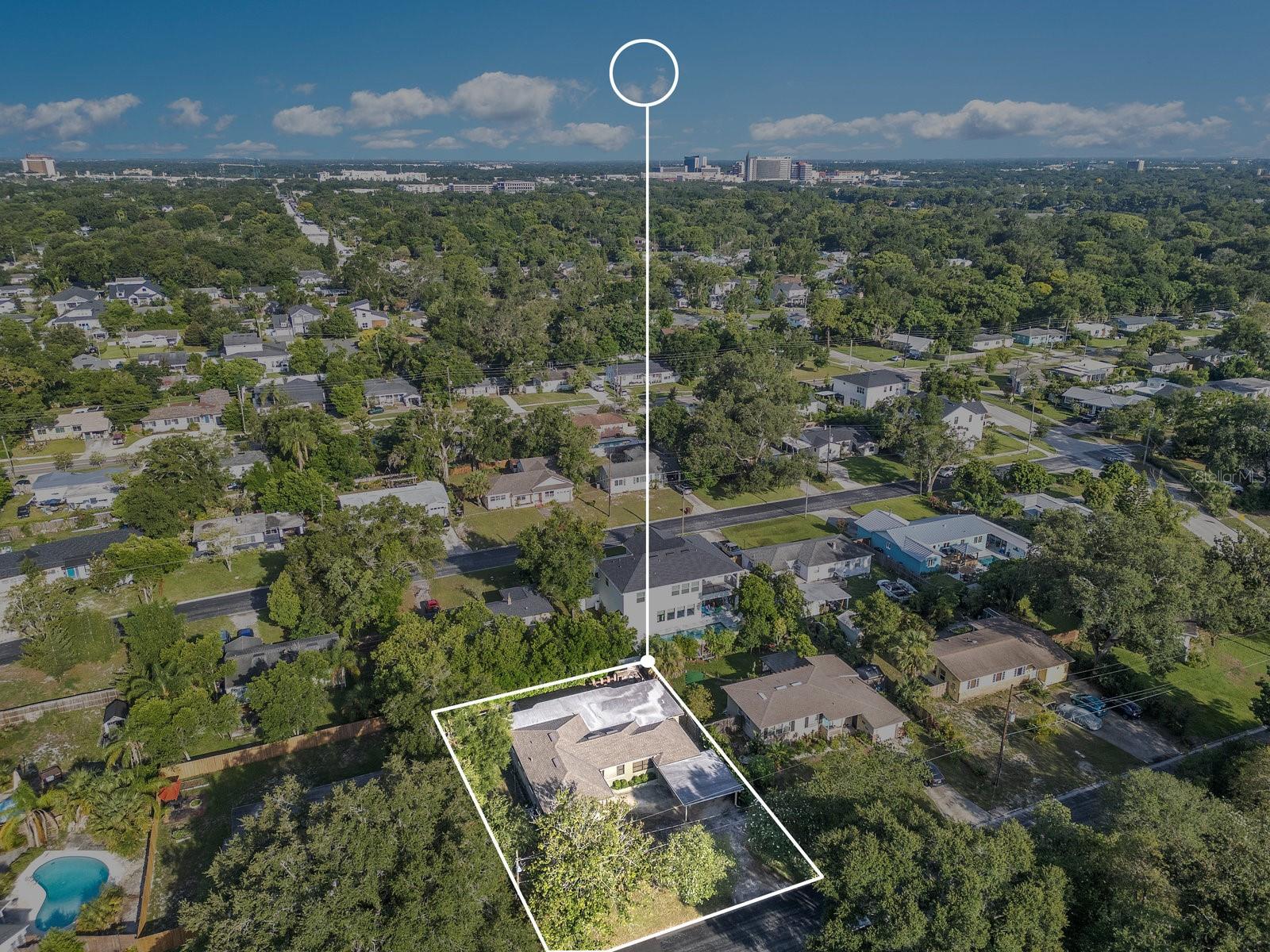 Outstanding opportunity in Audubon Park! This 80x100' lot (0.18 acres) offers exceptional value for those looking to build a custom home or remodel and expand the existing residence. With ample space and a prime location, buyers can create a modern retreat that suits their vision while benefiting from the neighborhood’s strong property values.
Zoned for the highly rated Audubon Park K-8 and Winter Park High School, it boasts proximity to East End Market, Leu Gardens, Kelly's Ice Cream, Sushi Lola's, Salty Donut, Lobos Coffee, Domu, Kadence, and more with quick access to Winter Park and Park Avenue, Baldwin Park and Downtown Orlando. Audubon Park's walkability, community spirit and proximity to top Orlando destinations make this a rare investment - whether you're building new or updating the current home.