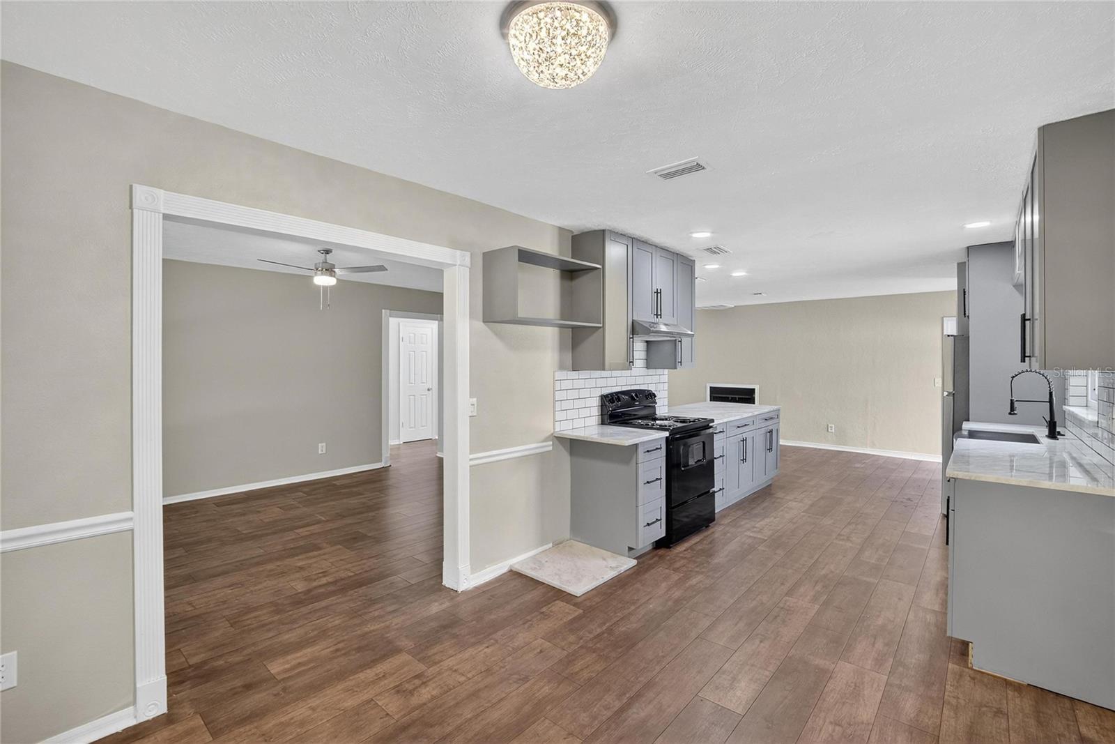 GALLERY GARDENS 4B ADD - Residential