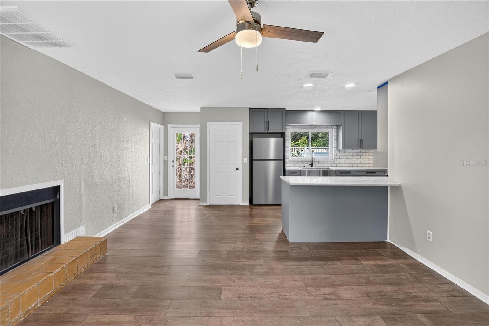 GALLERY GARDENS 4B ADD - Residential