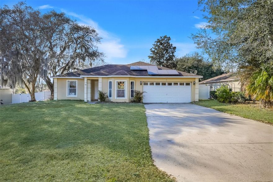 Welcome home to this move-in-ready gem featuring an open-concept layout, warm wood flooring, and
soaring cathedral ceilings. The split floor plan offers ideal privacy, while the eat-in kitchen
flows seamlessly into the living space—perfect for everyday living and entertaining. Step out to a
screened porch and oversized fenced backyard with no rear neighbors, offering space for a pool or
outdoor oasis led by your own imagination ! Well-kept and ready to make new memories. Easy access
to wonderful amenities and everything central florida has.