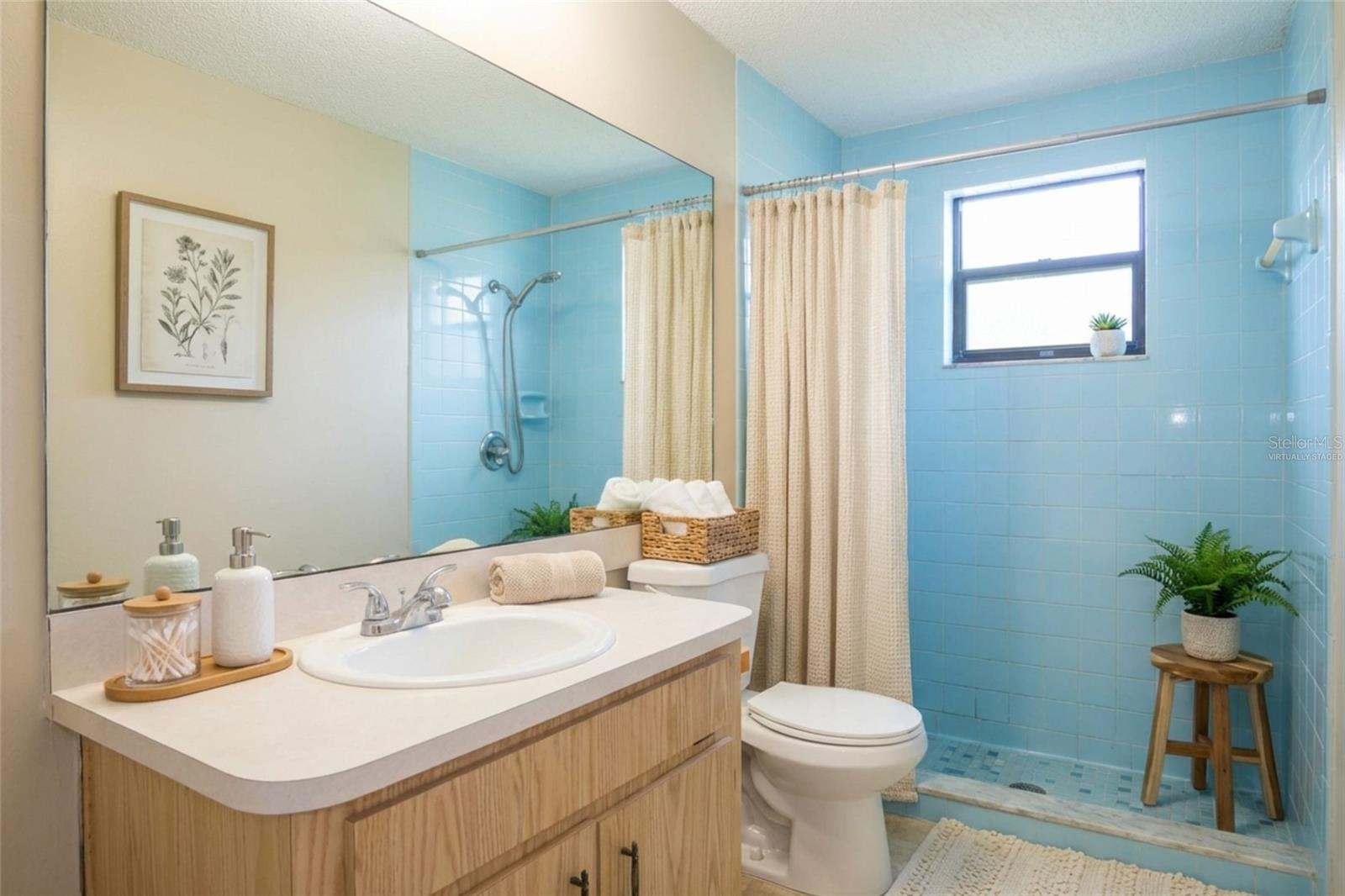 LAKEWOOD - Residential