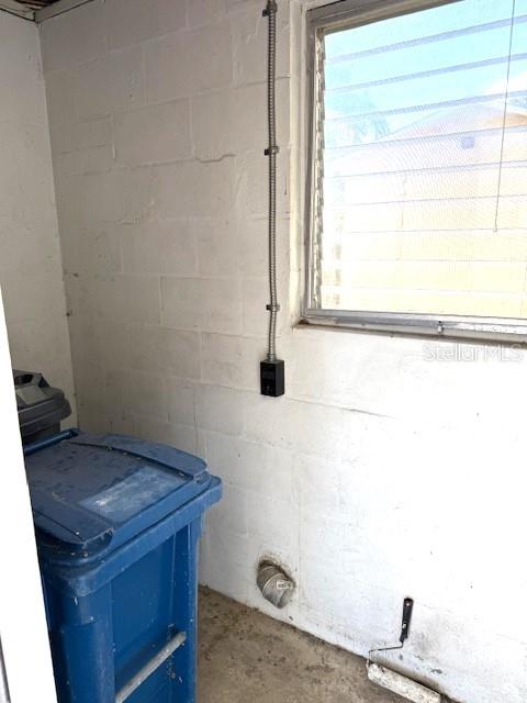 OLDSMAR COUNTRY CLUB ESTATES SEC 2 - Residential Lease