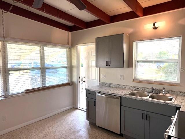 OLDSMAR COUNTRY CLUB ESTATES SEC 2 - Residential Lease