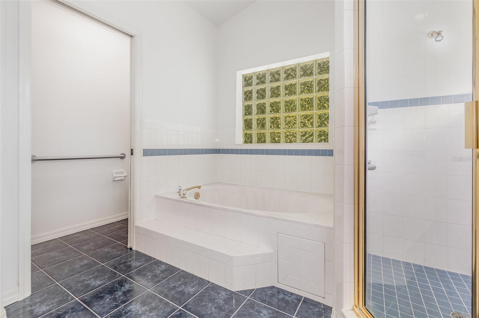 DELAND - Residential