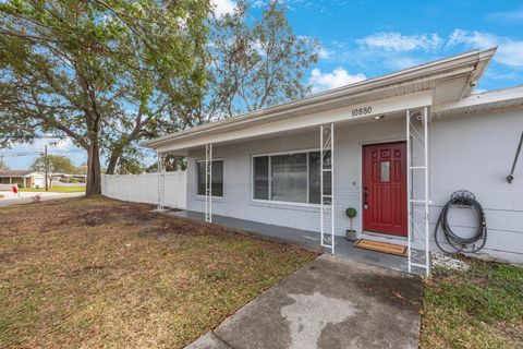 A home in SEMINOLE