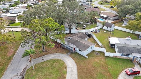 A home in SEMINOLE