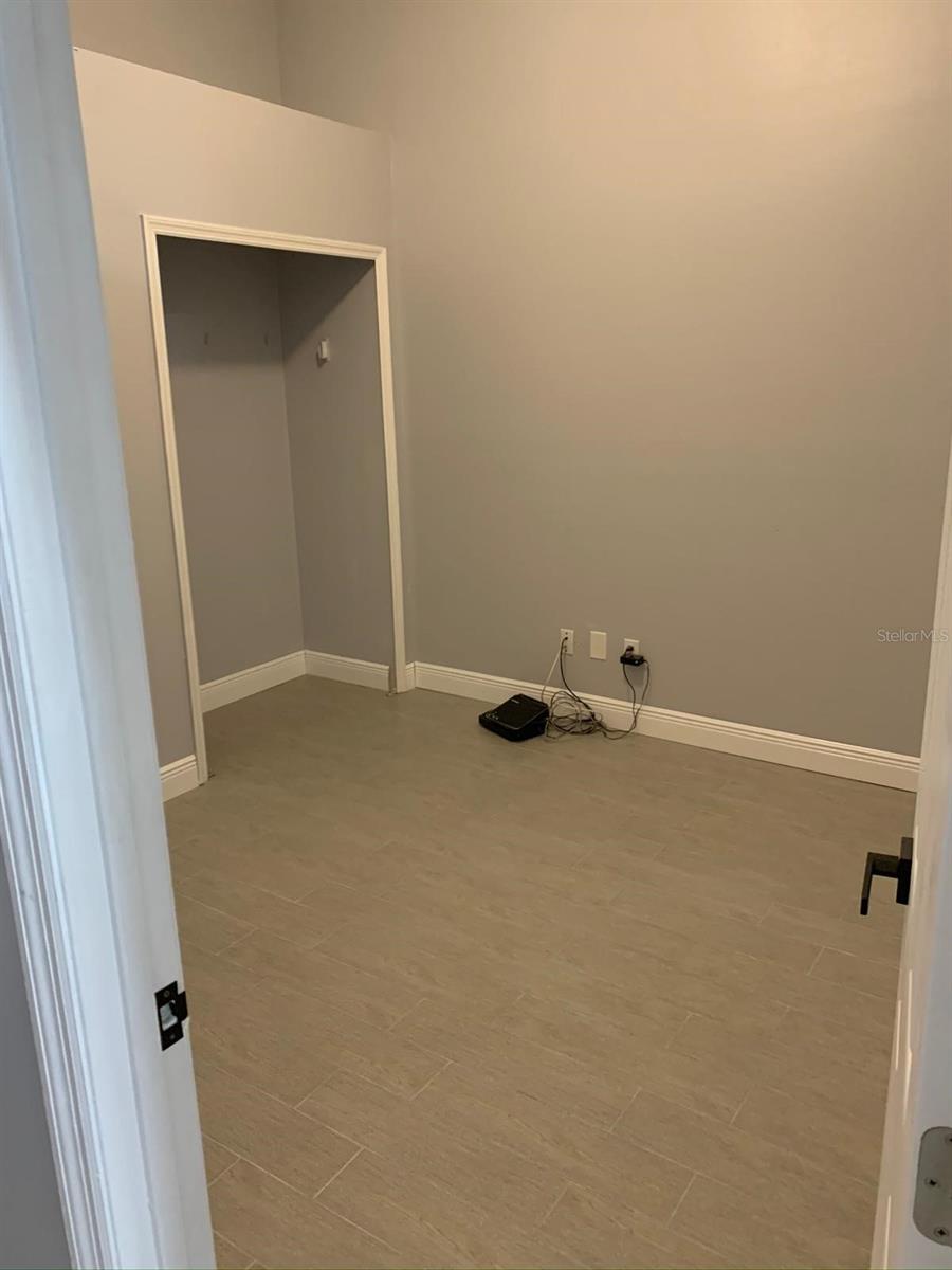 CUTTERS CORNER - Residential Lease