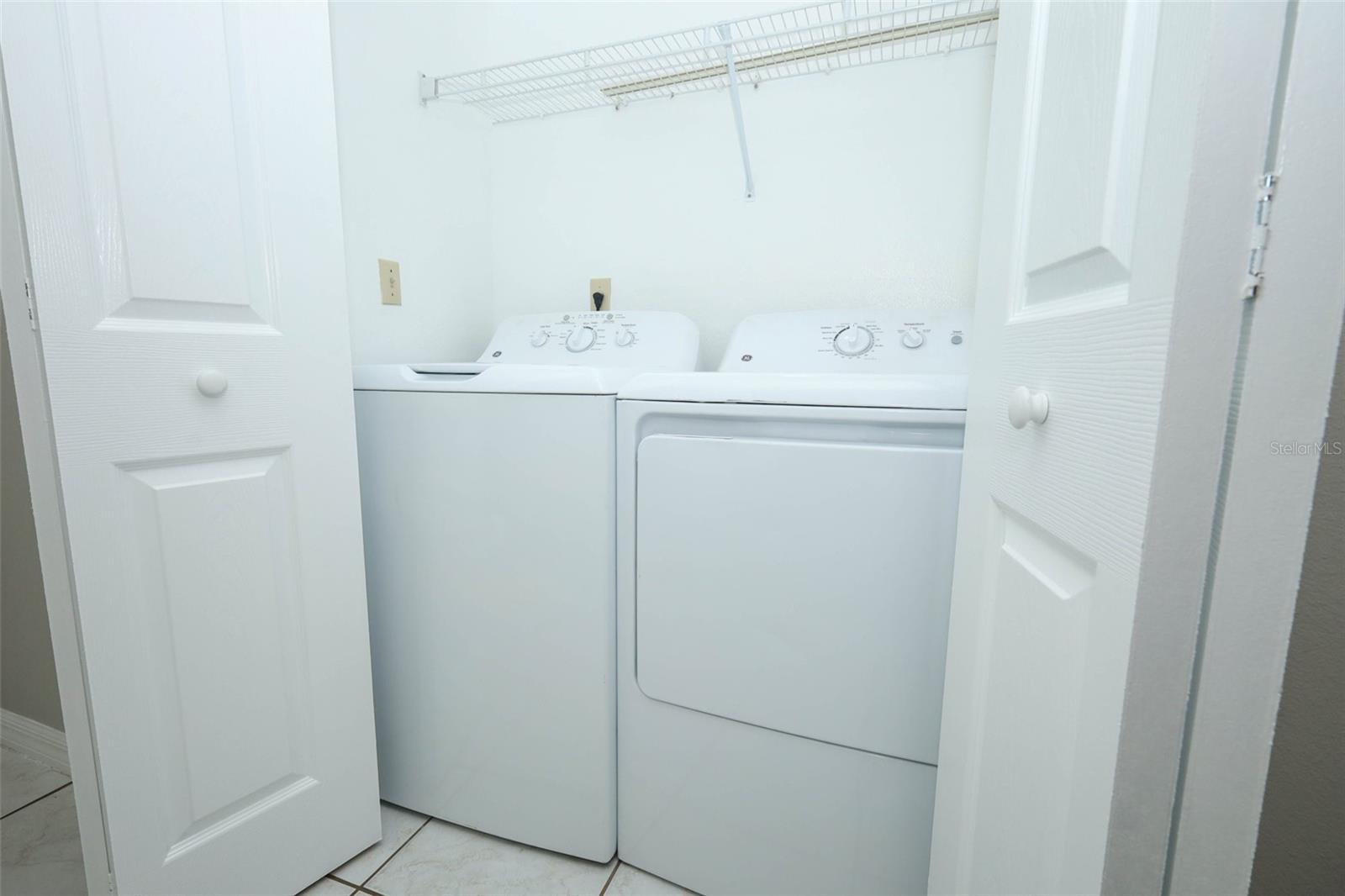 LINCOLN PARK - Residential Lease